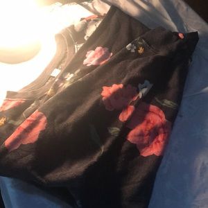 light sweater perfect for fall or a light summer🌷